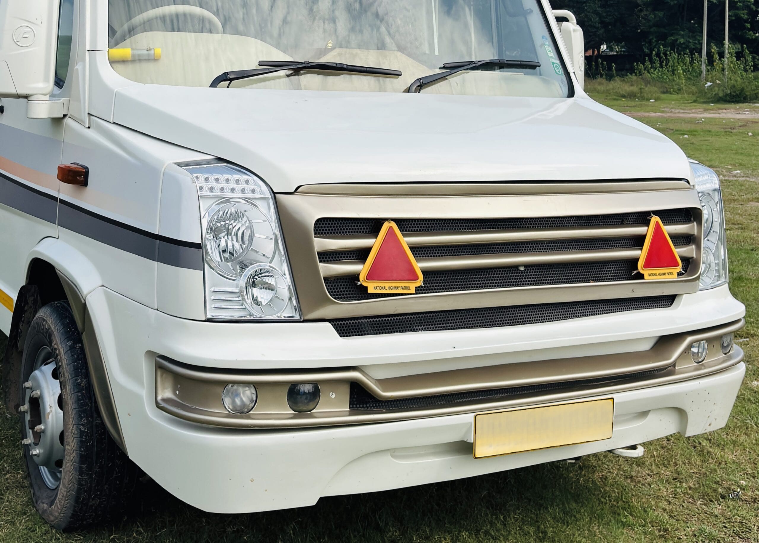 Caravan rental exterior parked in Gurgaon available for hire