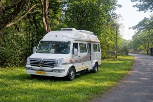Caravan Rental in Bengaluru for Delhi Travellers