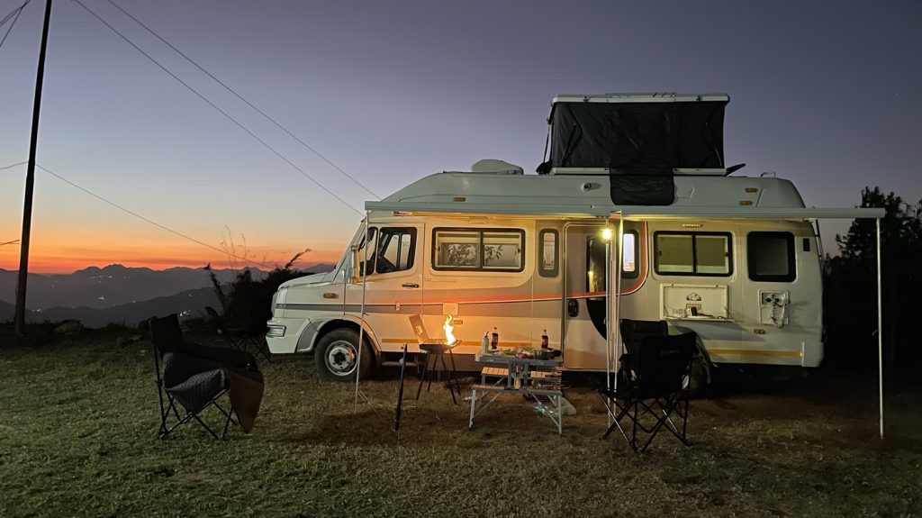 Caravan Rental Price in Delhi 2026 Cost, Rates & Booking Guide